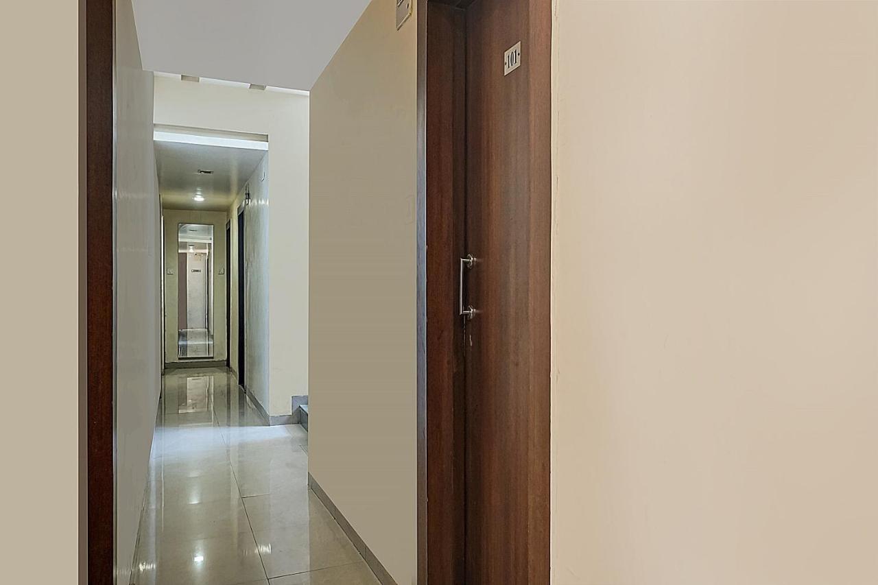 Oyo Flagship 75444 Hotel Kinara Lodging & Boarding Mangvadi Extérieur photo